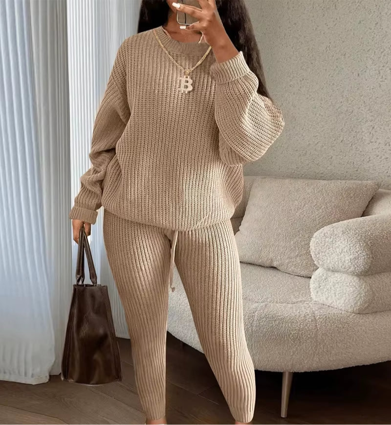 2025 latest comfortable knitted suit